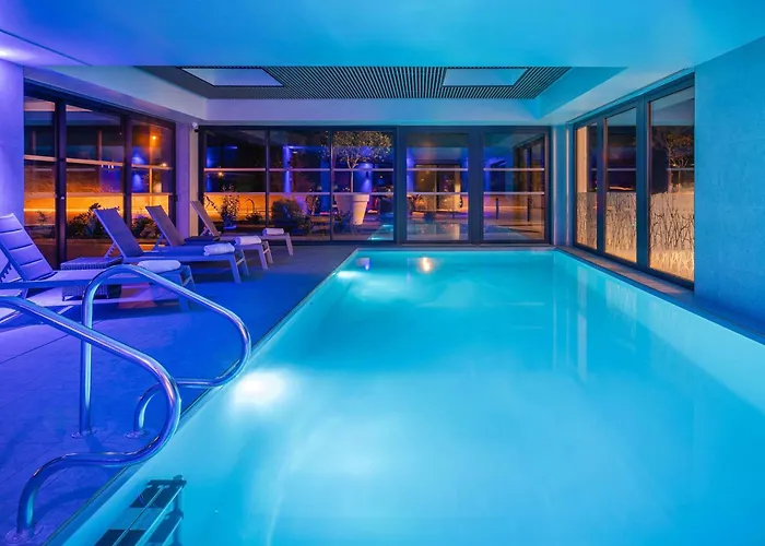 Mercure BatignollesHotel Le Mans